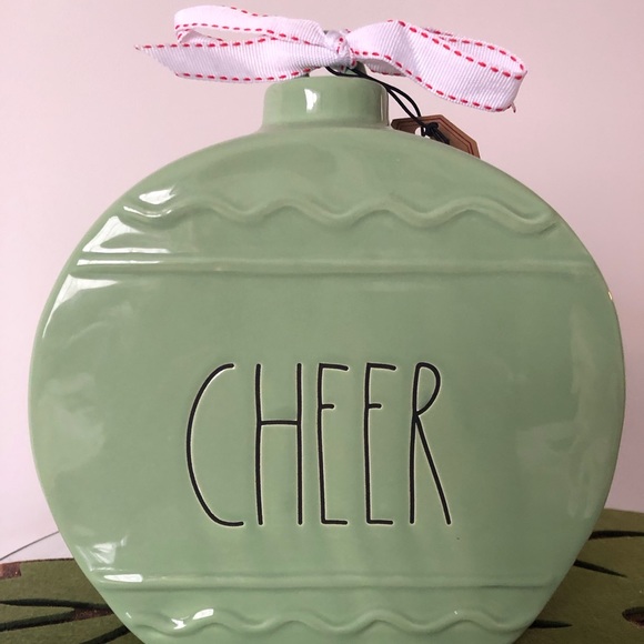 LARGE RAE DUNN DECORATION - Picture 1 of 3